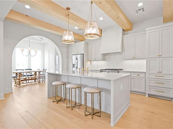 5th image of 1525 Black Pine Ct