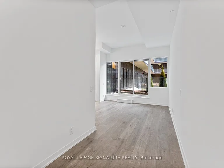 1182 King St W #201 — Photo 4
