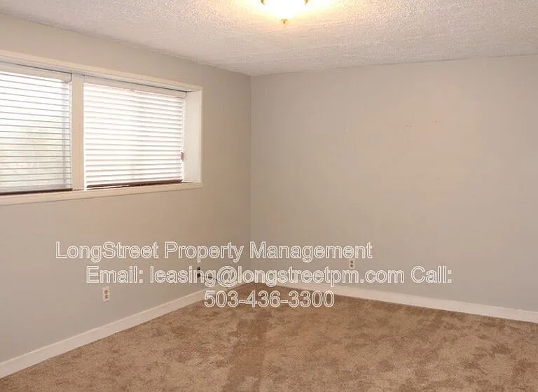 1692 SW Reed Pl — Photo 15
