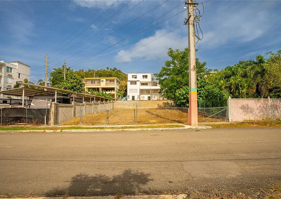 1st image of Calle Benjamin Gomez