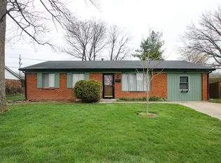 706 Redfern Dr, Beech Grove, IN 46107