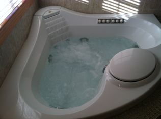 17 Quail Ln, Rochester, NY 14624