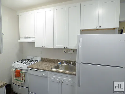 Rented by Highline Residential | media 62