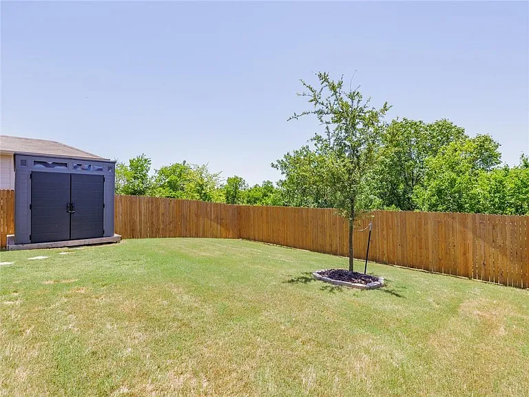 3601 Kotche St — Photo 27