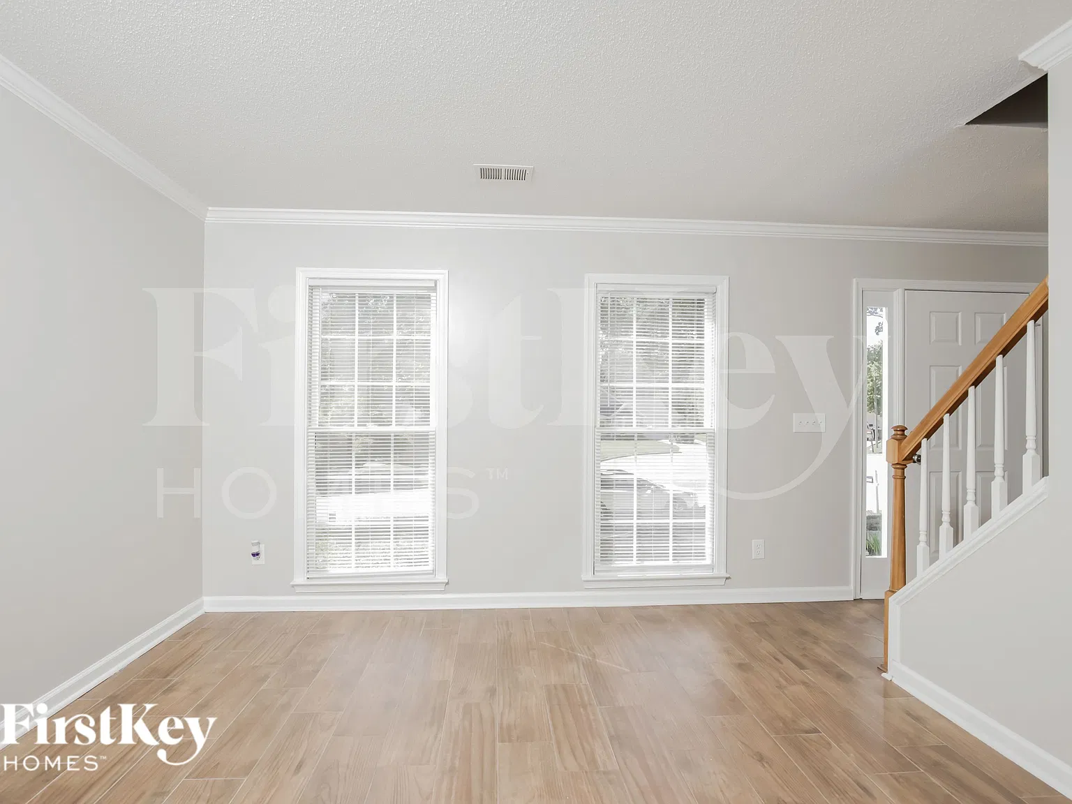 3 bed, 2.5 bath, 1664 sqft, $1,815 — Photo 4