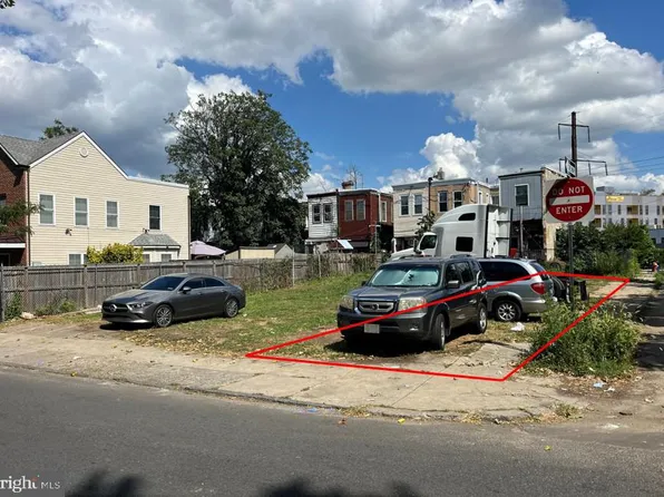 1621 N 32nd St, Philadelphia, PA 19121