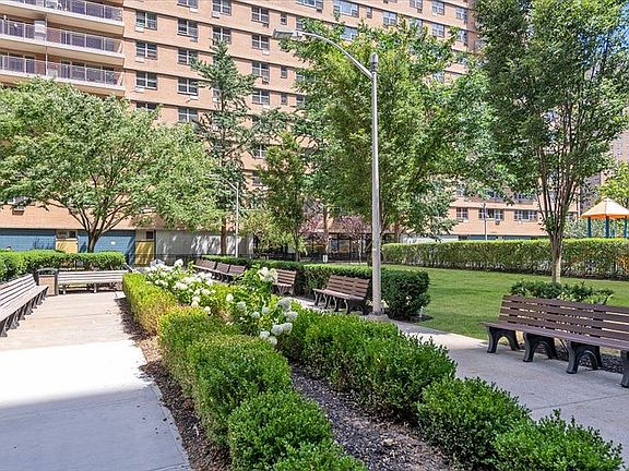 3rd image of 440 Neptune Ave APT 23A