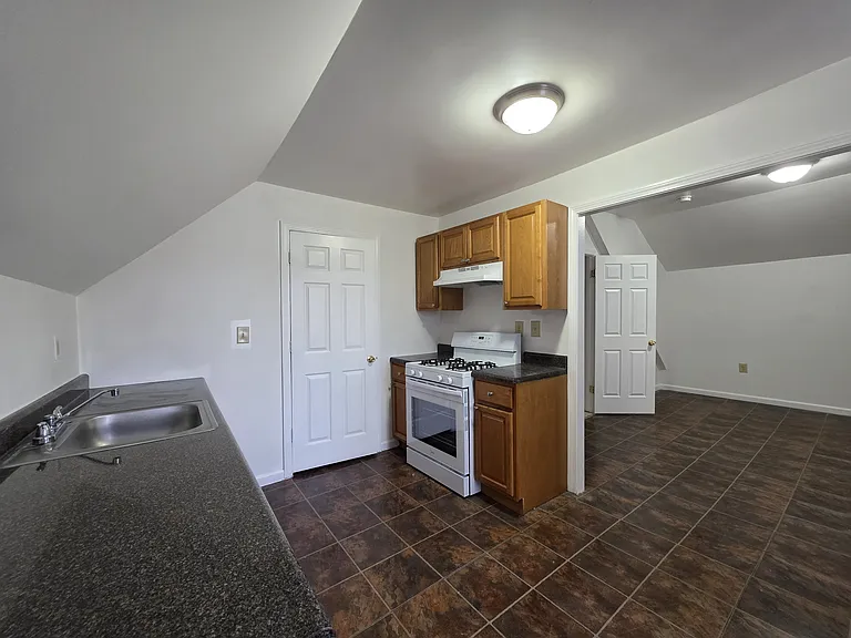 269 Norton St #3A — Photo 3