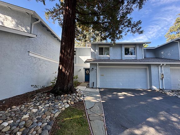 2nd image of 91 Fountainhead Ct