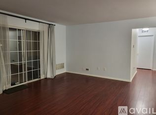 4007 Saxony Dr, Mount Laurel, NJ 08054