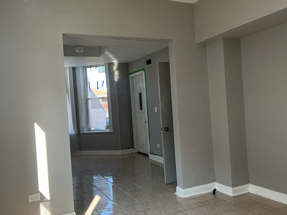 5219 S Campbell Ave #1