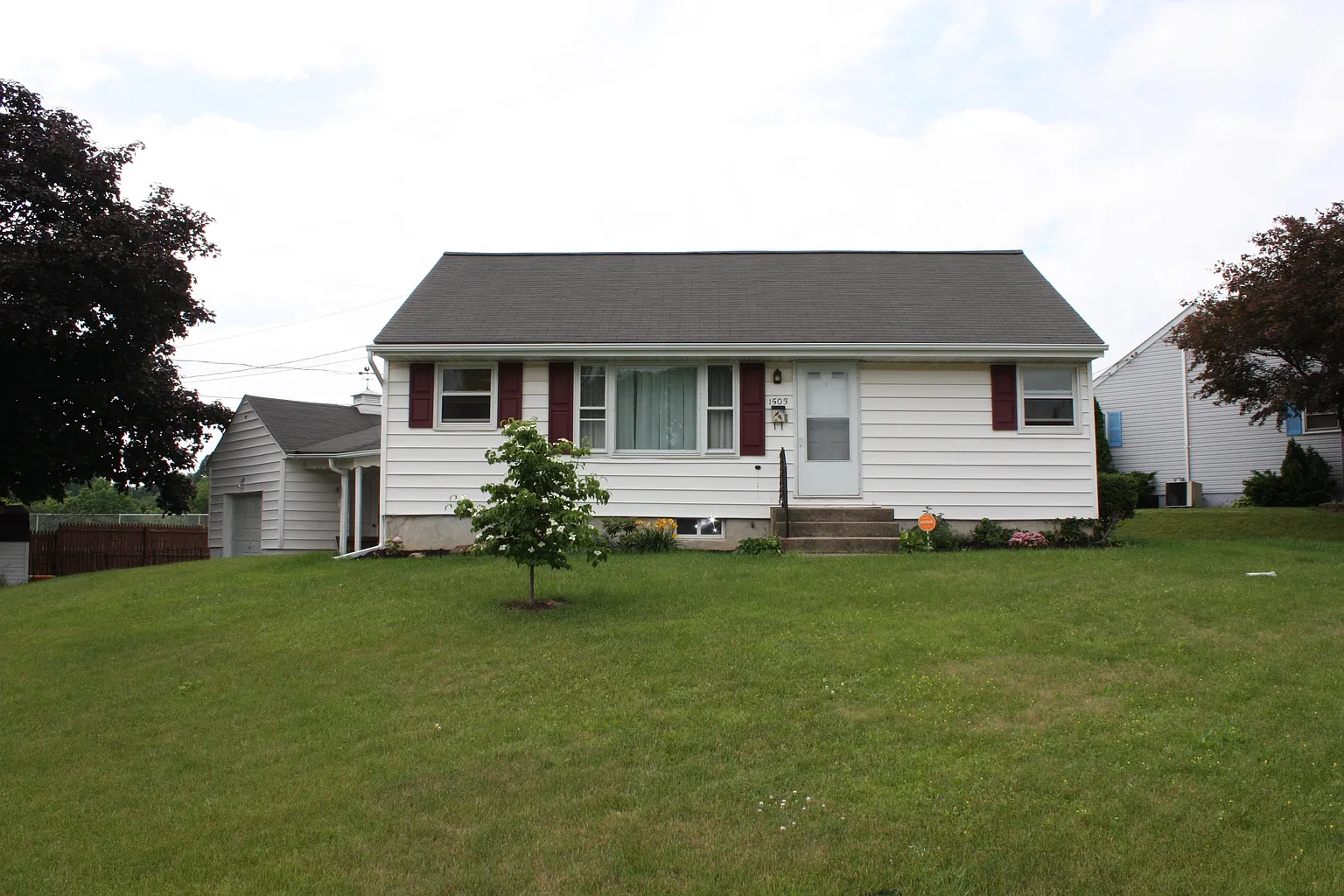 1503 Kaywin Ave photo 1