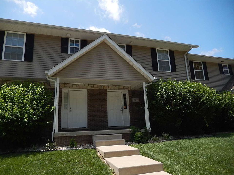 1st image of 1250 W Adams Hill Cir Unit 202