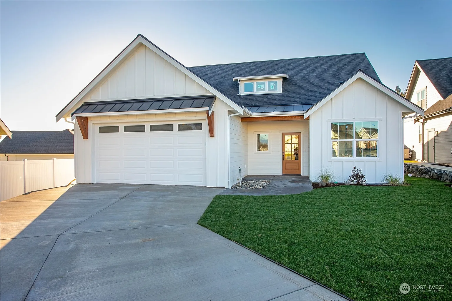 2015 Monteview Court photo 1