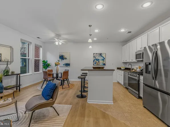 2665 Prosperity Ave APT 104, Fairfax, VA 22031