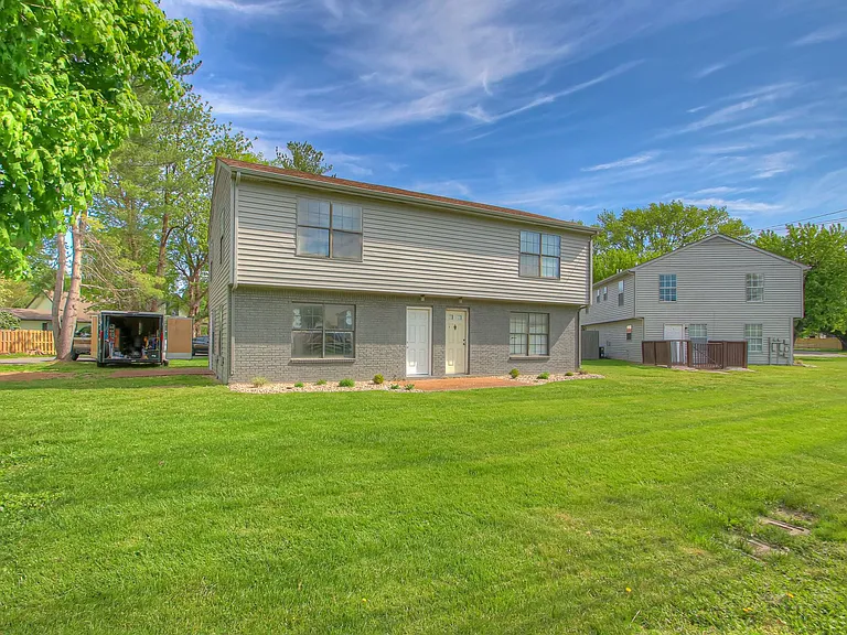 350 Beechcroft Rd #6 — Photo 30
