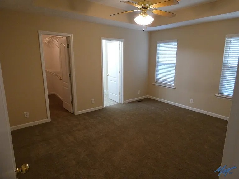 419 Conhocken Ct — Photo 30