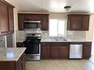 11770 Yucatan Rd, Phelan, CA 92371