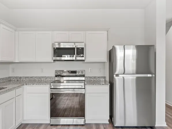 6191 Calle Ochoa St #6191, Zephyrhills, FL 33542