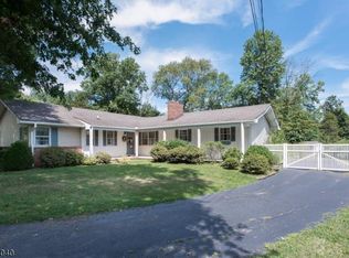 94 Cedar Grove Rd, Branchburg, NJ 08876