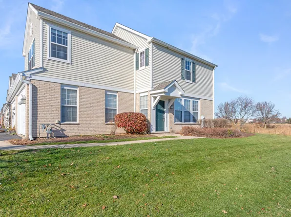 587 Springbrook Trl N #0, Oswego, IL 60543