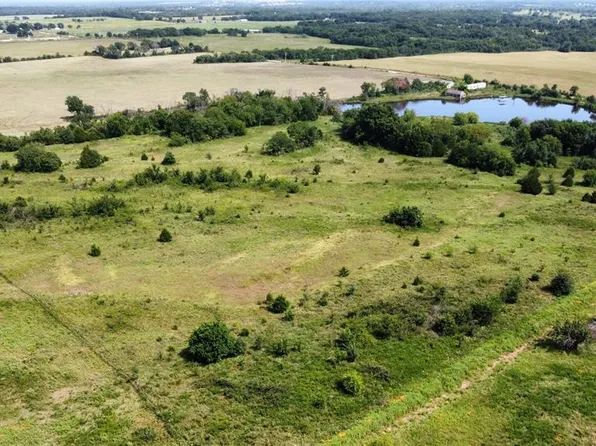 36737 Ew 111 Rd, Okemah, OK 74859