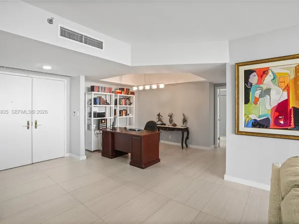 20281 E Country Club Dr APT 1603, Aventura, FL 33180