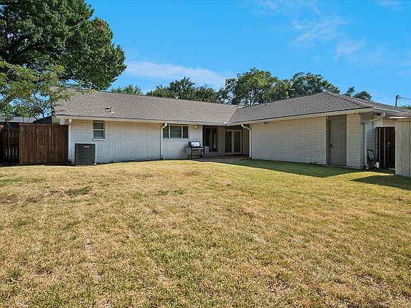 5th image of 3237 Timberview Rd