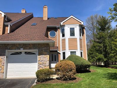 126 Coppertree Ct, Edison, NJ, 08820