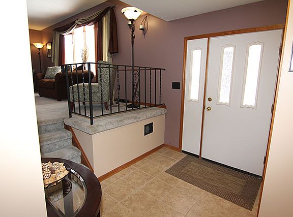 Entry Foyer