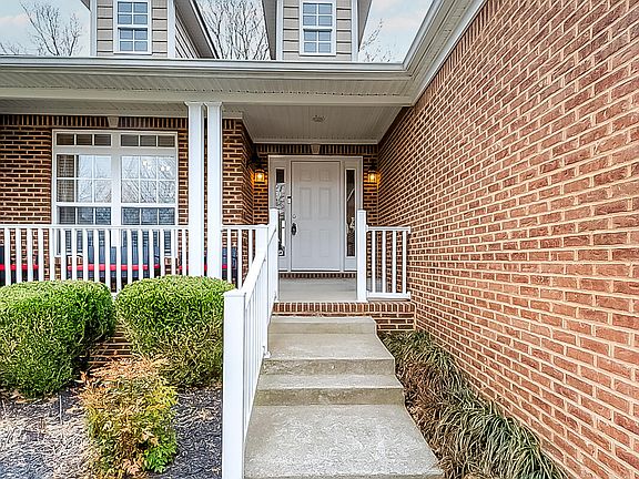3rd image of 2269 Sunningdale Dr