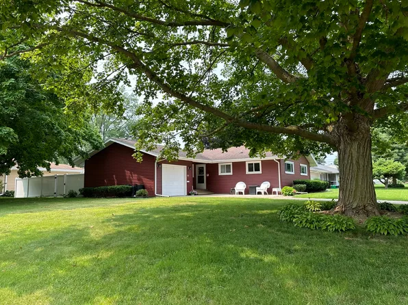 523 Anthony St, Morrison, IL 61270