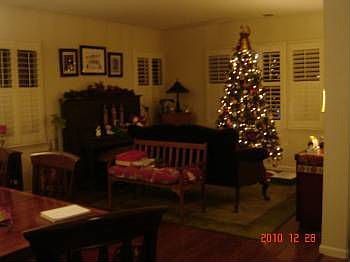 2nd image of 811 Shelli St