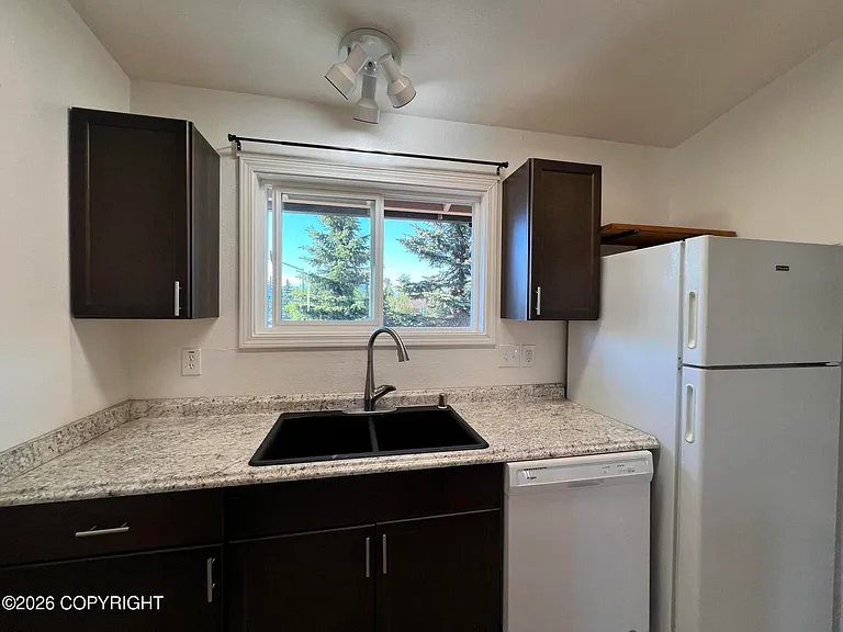 1509 Karluk St #A — Photo 12