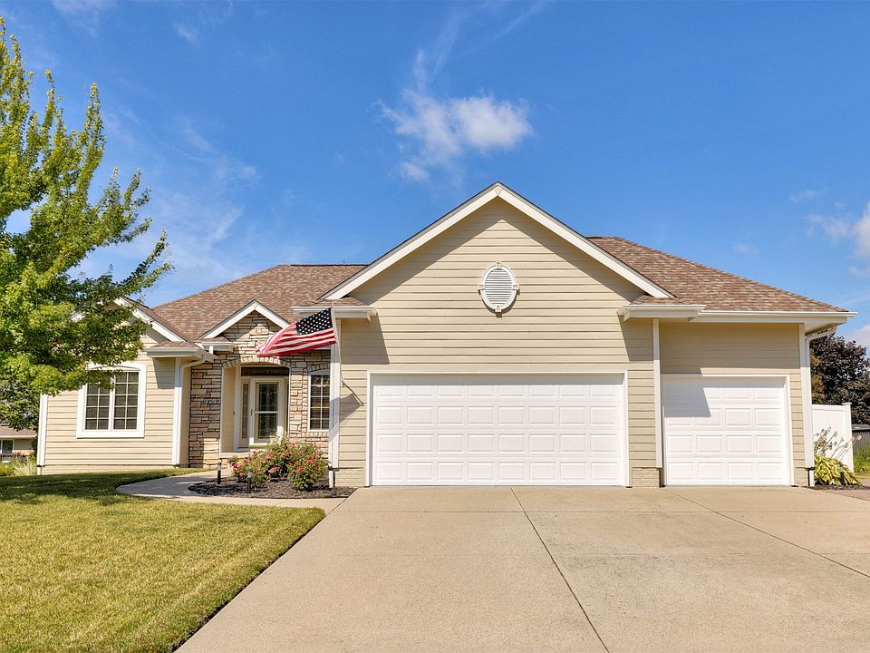 1st image of 1018 Falcon Dr SE