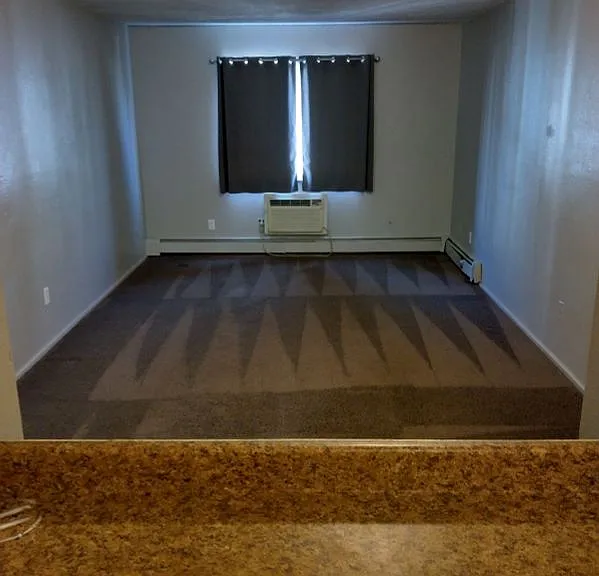 1425 Yosemite St #6 — Photo 6