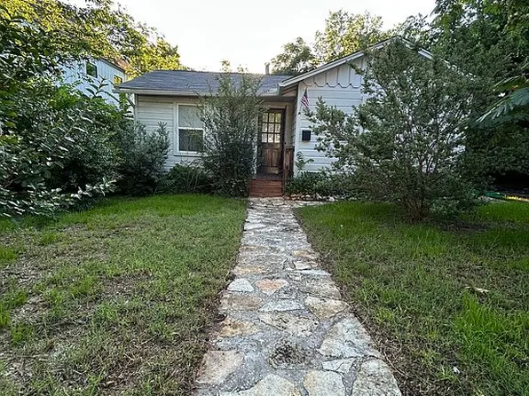 1303 Walnut Ave, Austin, TX 78702