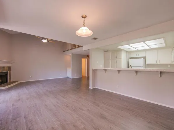 2001 Wheelwright Ln, Thousand Oaks, CA 91320