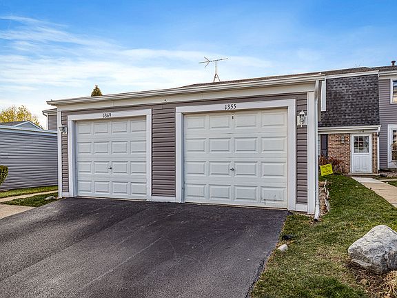 2nd image of 1355 Oxford Cir