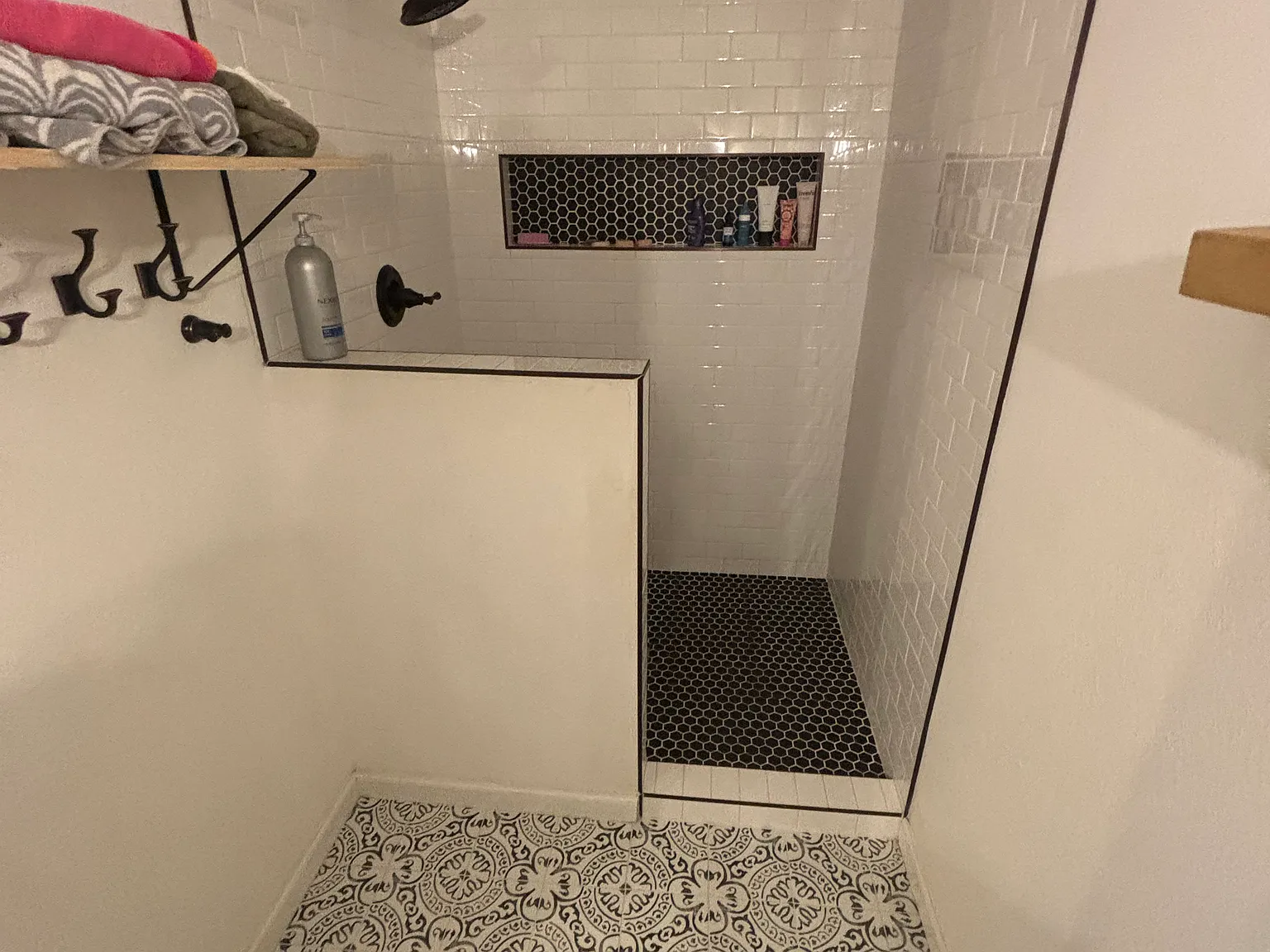 3 bed, 1454 sqft, $2,200 — Photo 4