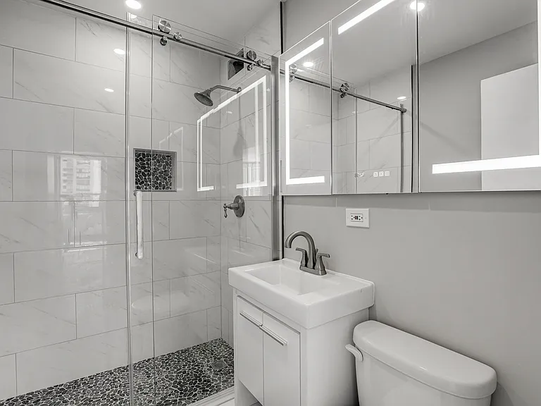 3950 N Lake Shore Dr #1516 — Photo 19