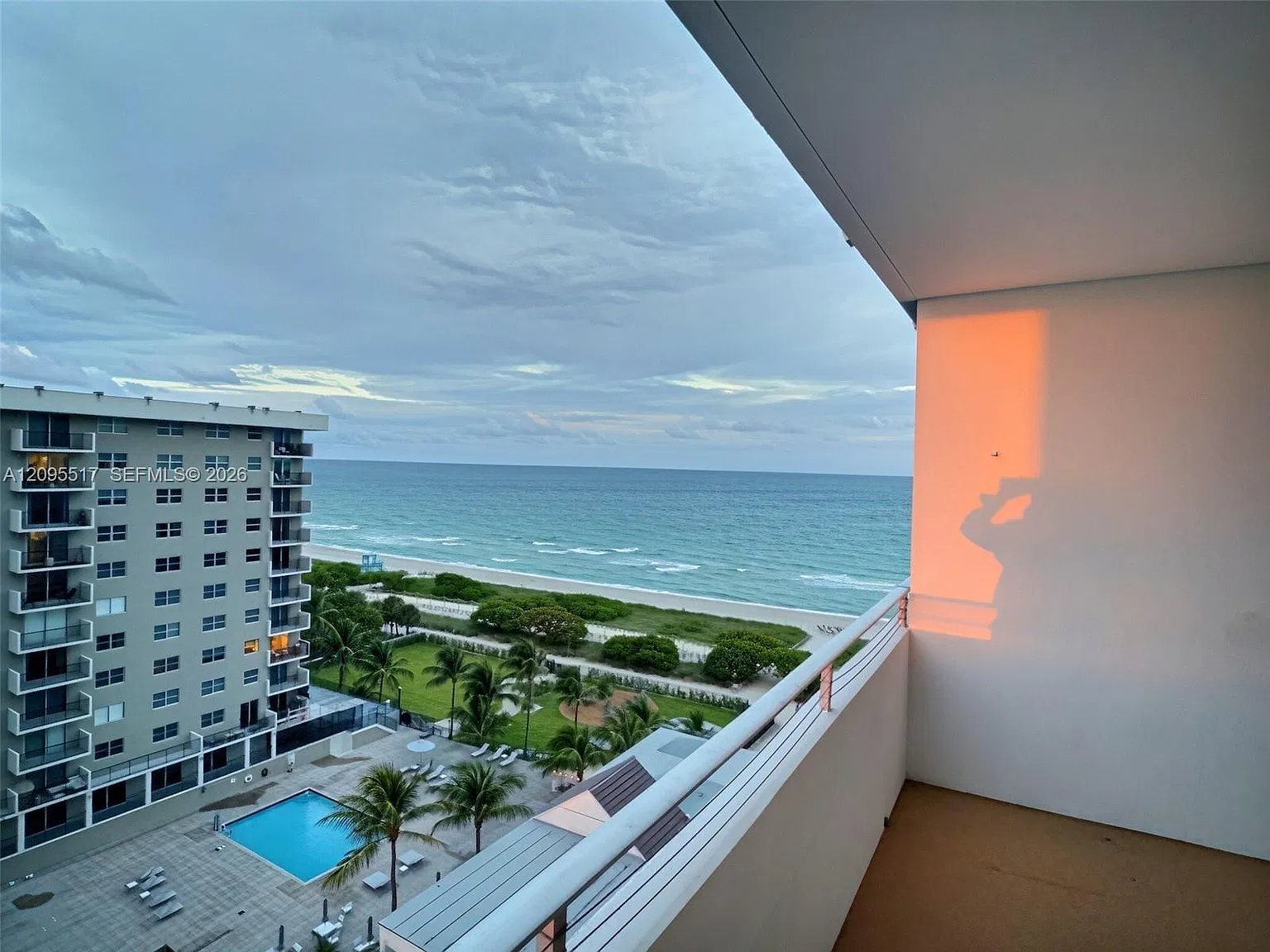9225 Collins Ave — Photo 2