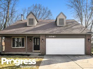 11047 Hunters Blvd, Indianapolis, IN 46235