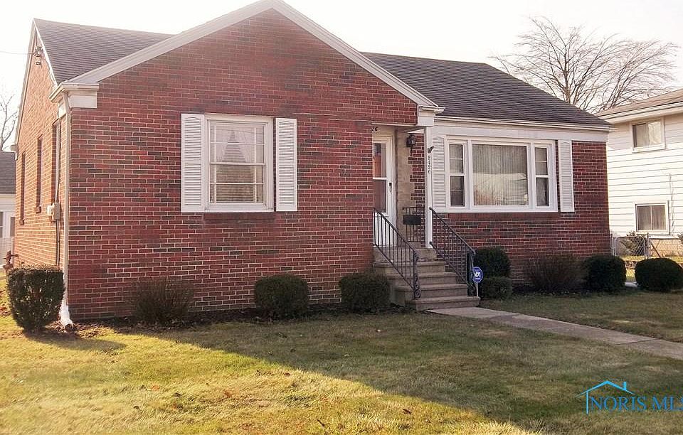 1st image of 2426 Ross St