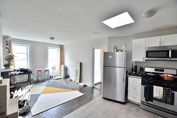 Rented by EXR | media 16