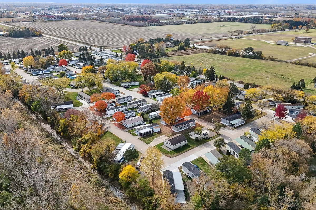 Building Photo - Saginaw Valley