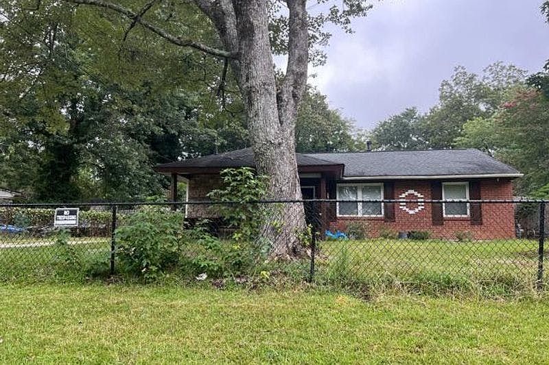 1st image of 5278 Lee Cir