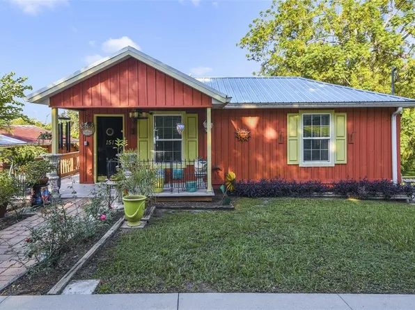 151 S Clayton St, Mount Dora, FL 32757