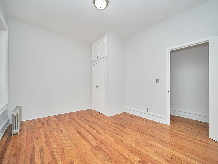 587 Riverside Dr #1C — Photo 6