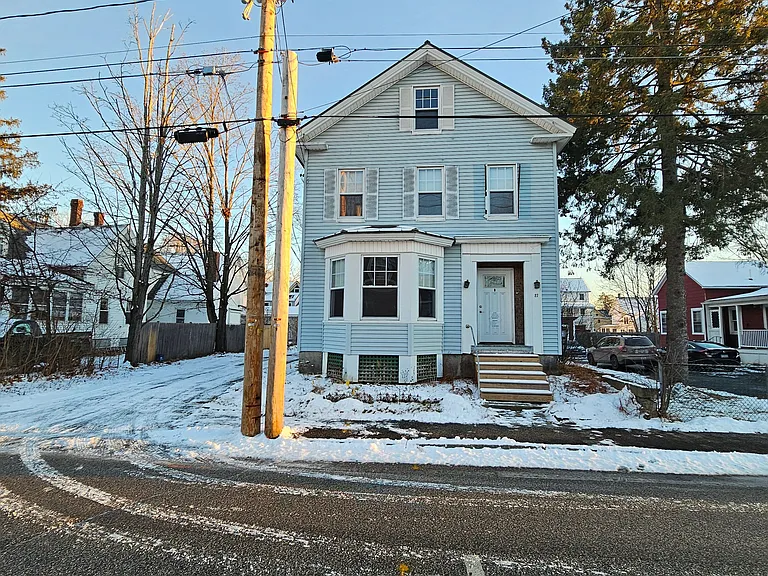 Thompson St — Photo 9